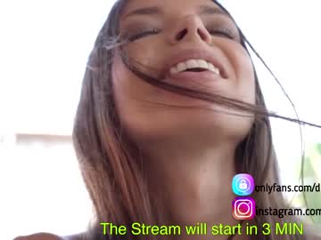 girl cam all day diana_smiley image #2173750