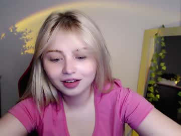girl cam all day shy_blondiee image #3769849
