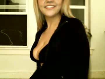 girl cam all day liabunnyxo image #6869017