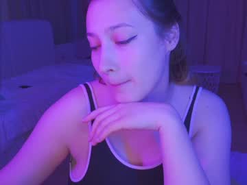girl cam all day aveksmr image #2738999