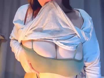 girl cam all day bbbeth_ image #3248994