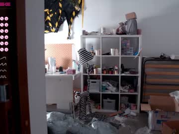 girl cam all day careful_i_bite image #4026518