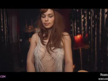 girl cam all day lucieoude_ image #1605515