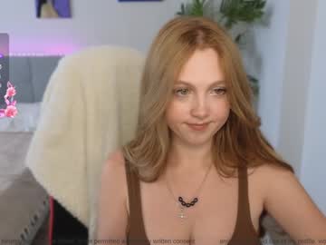 girl cam all day small_blondee image #7585003