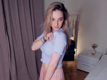girl cam all day love_lovess image #4891833