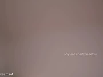 girl cam all day annie_dreams image #9537045