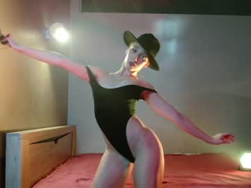girl cam all day _meganmeow_ image #5511591