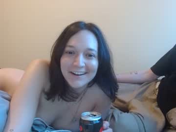 girl cam all day college_peach image #2101428