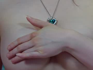 girl cam all day vanessa_love image #9721674