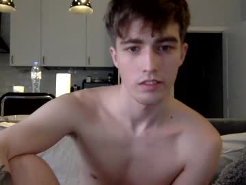 man cam all day nonrelevant01 image #1458356