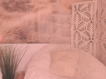 girl cam all day yourmidnightcoffee image #4592353