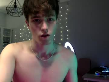 man cam all day nonrelevant01 image #1602607
