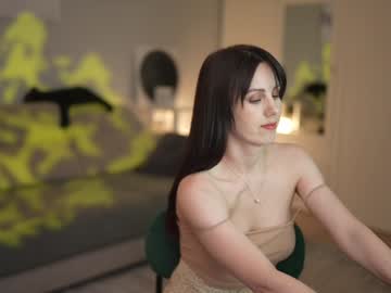 girl cam all day _blackbee_ image #7964464