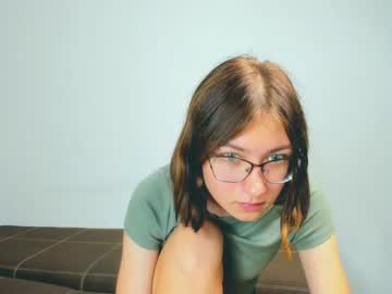 girl cam all day emma__ellis image #2290035