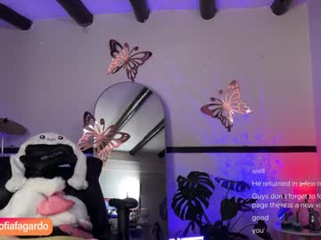 girl cam all day sweet_littleee image #7660190