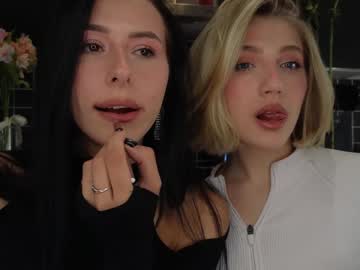 girl cam all day yononeey image #7393842