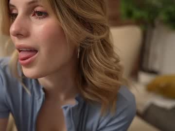 girl cam all day refined_style image #9337819