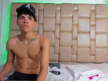 couple cam all day sara_angelo image #5088705