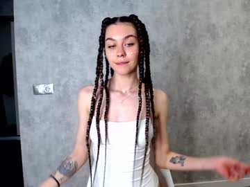 girl cam all day nika_lodge image #2032459