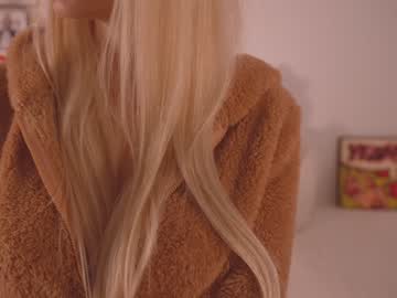 girl cam all day bunnydollstella image #8187924