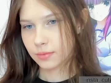 girl cam all day avrora_deis image #6417911