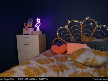 girl cam all day surfergirl121 image #4234189