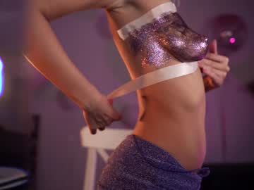 girl cam all day peach_me image #1532975