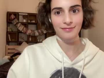girl cam all day wonderland_stia image #5926117