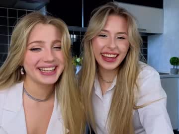 girl cam all day yononeey image #6573128