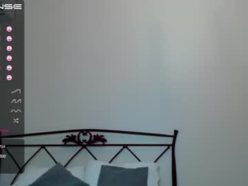 girl cam all day small_blondee image #1245757