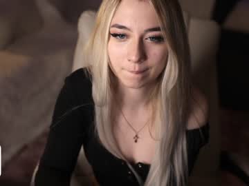 girl cam all day owlluree image #6755022