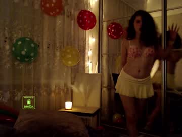 girl cam all day demurelixir image #132387
