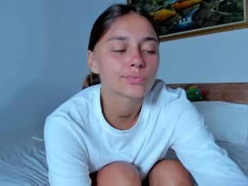 girl cam all day eleonora_linn_ image #8413470
