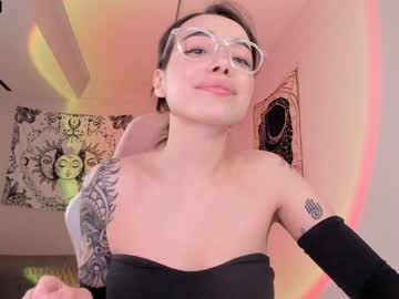 girl cam all day uhhottie image #6260454