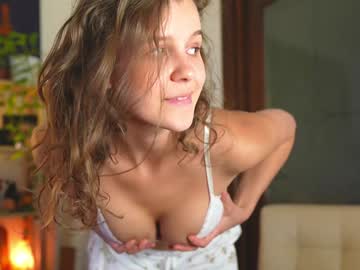 girl cam all day eli_sun image #9345338