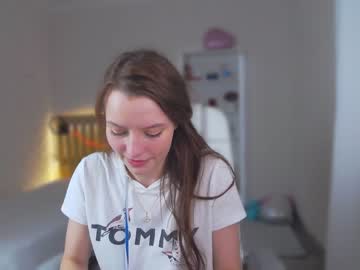 girl cam all day pion_white image #1487751