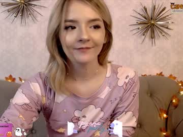 girl cam all day ginger_pie image #2999071
