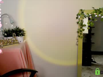 girl cam all day shy_blondiee image #3893026