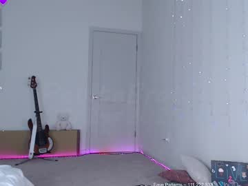 girl cam all day petitebrat image #9104320