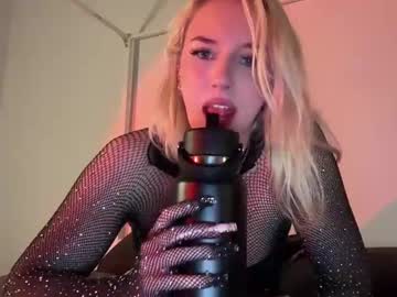 girl cam all day skyyler1 image #9638998