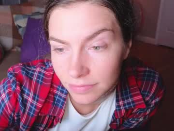girl cam all day chroniclove image #7346917