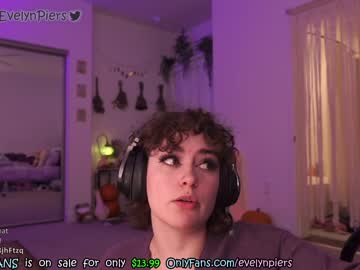 girl cam all day evelynpiers image #3142412