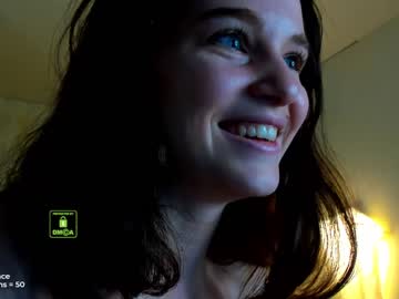 girl cam all day demurelixir image #3033146
