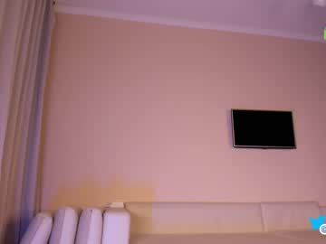 girl cam all day hollyextra image #5747554