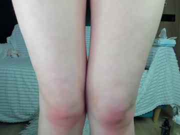 girl cam all day squikt image #8235440