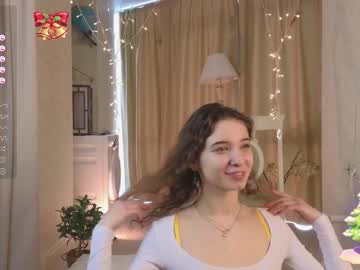 girl cam all day checkmypeach image #6001707
