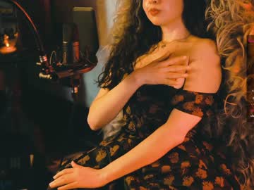 girl cam all day ingennui image #4184592
