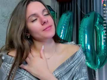 girl cam all day lorettadunnell image #9070099