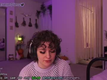 girl cam all day evelynpiers image #3076446