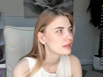 girl cam all day fannycullimore image #6586668